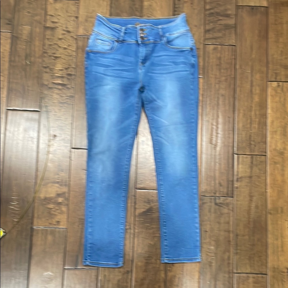 BAMBOO High Rise Blue Jeans with Versatile Style